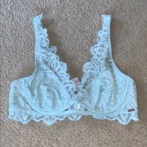 Victoria’s Secret Pink lace bra